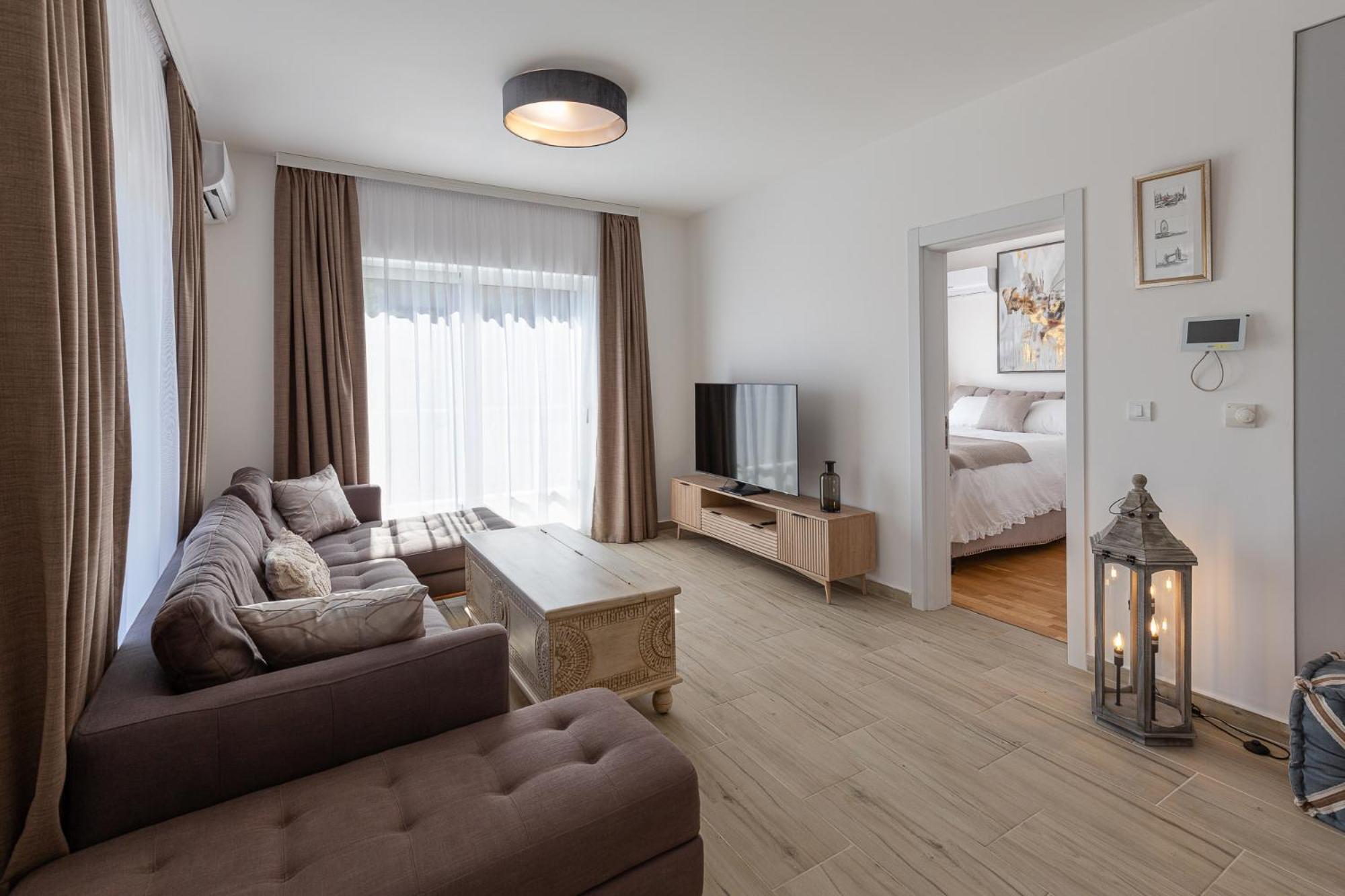 Sunny Side Wellness & * Budva