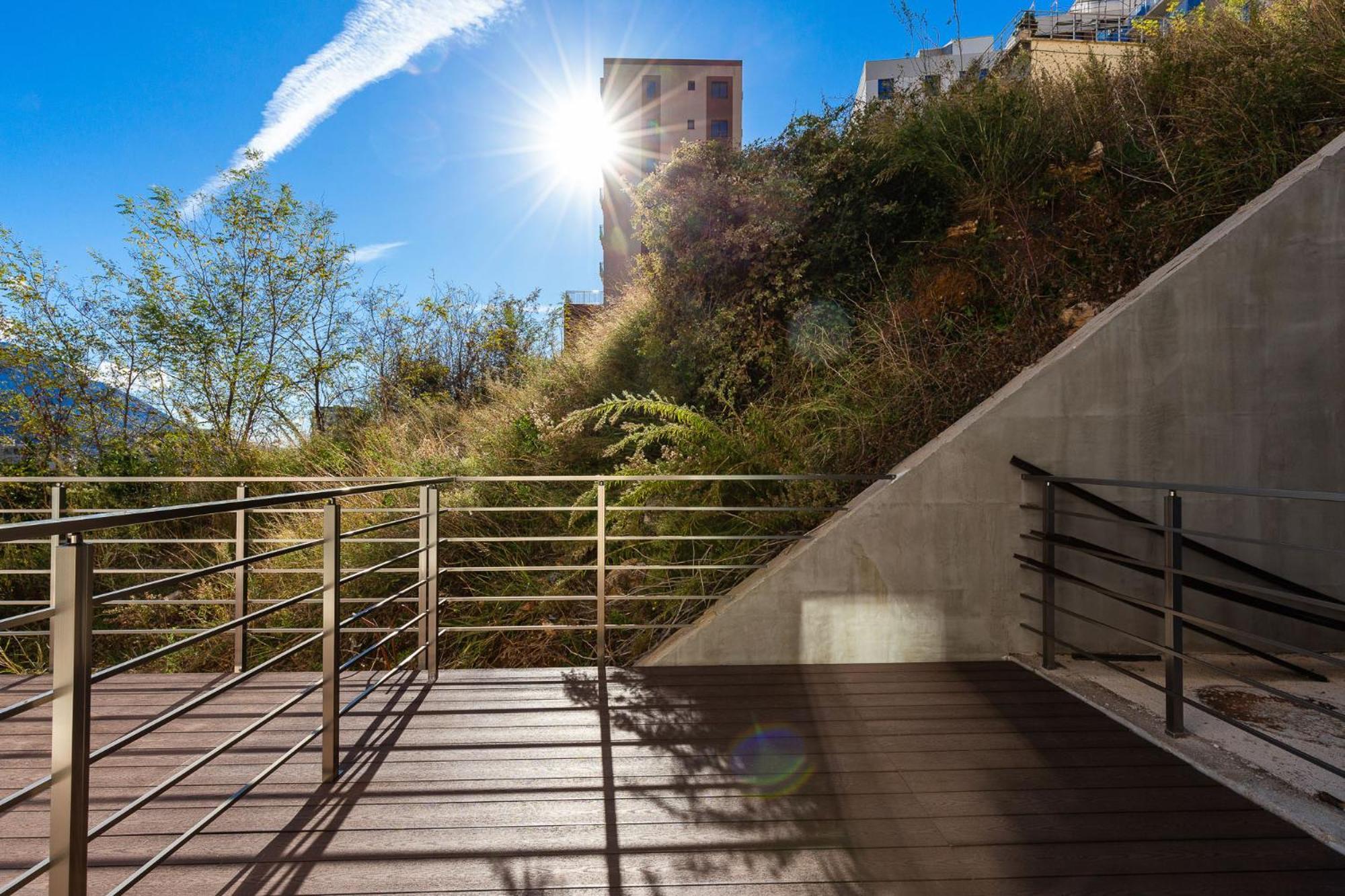 Sunny Side Wellness & Apartment Budva