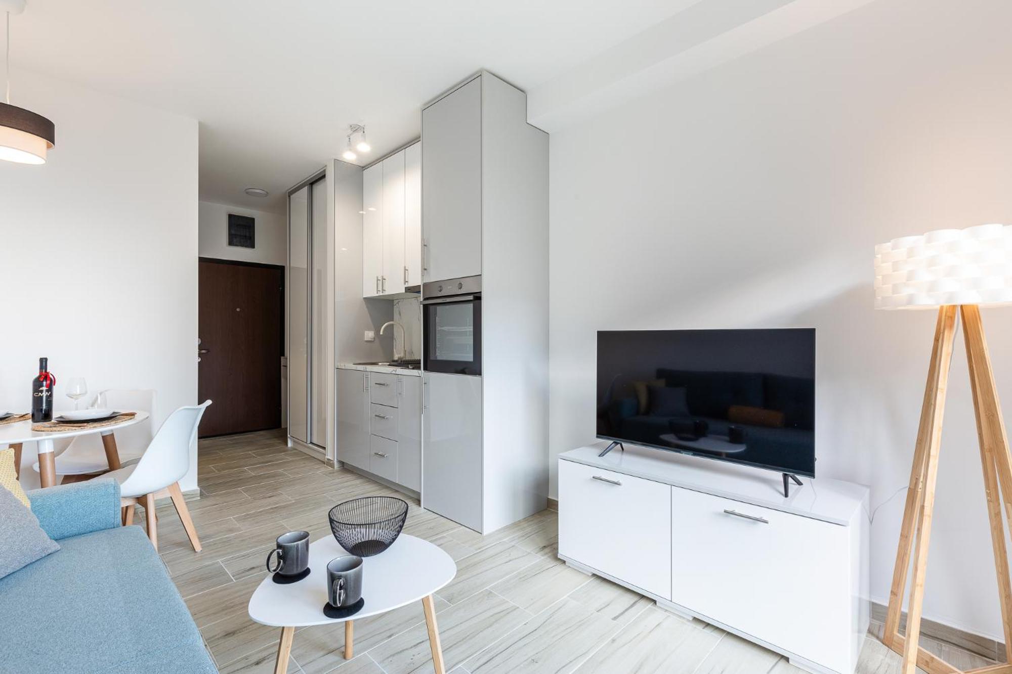 Sunny Side Wellness & Apartment Budva