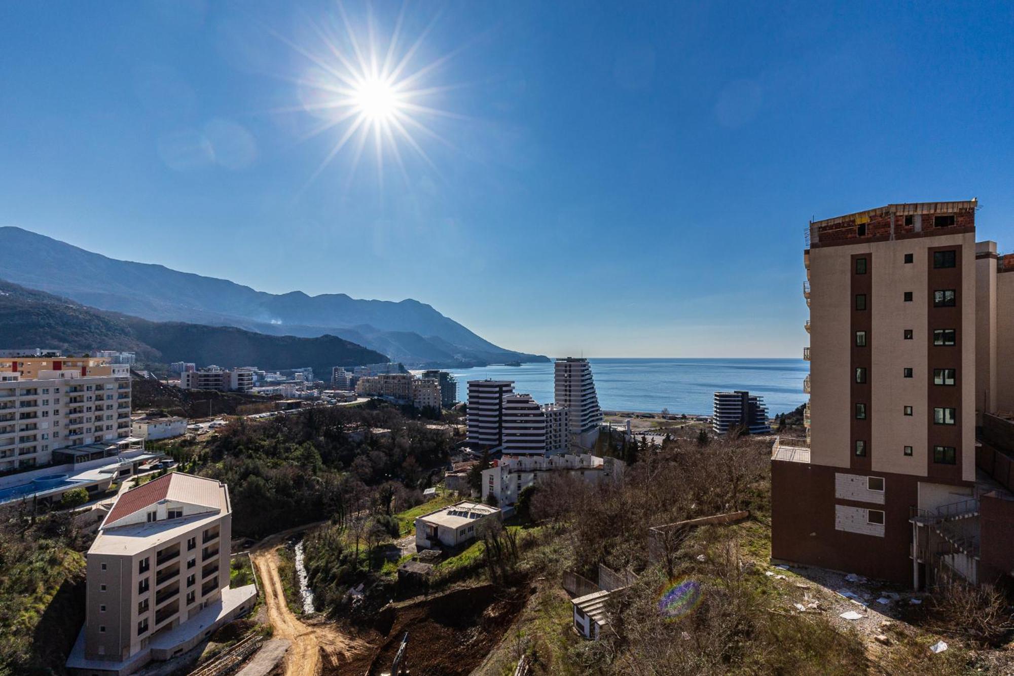 Sunny Side Wellness & Daire Budva